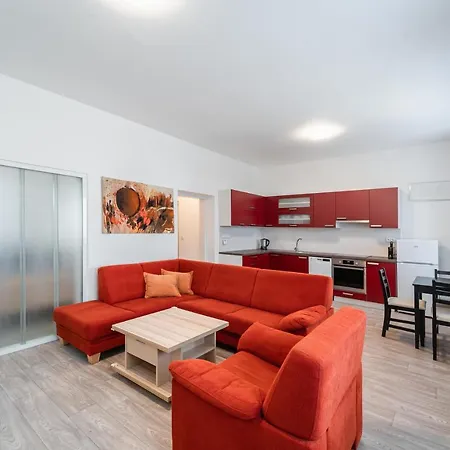 Yogiam Apartment